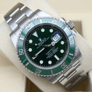 Rolex Submariner 116610LV "Hulk