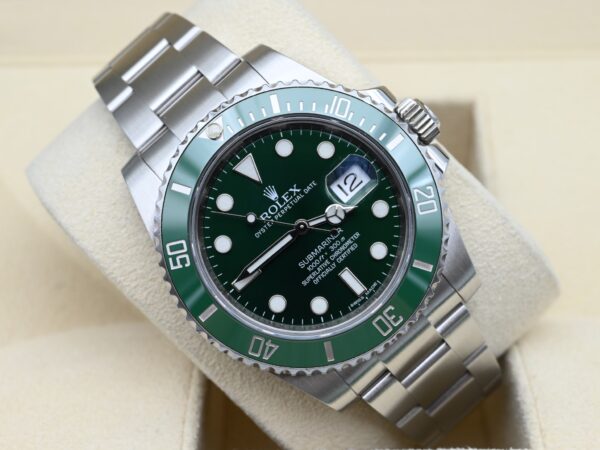 Rolex Submariner 116610LV "Hulk