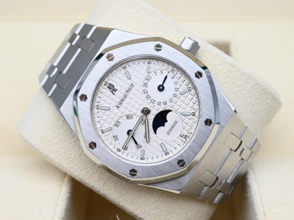 AP Royal Oak 25594ST