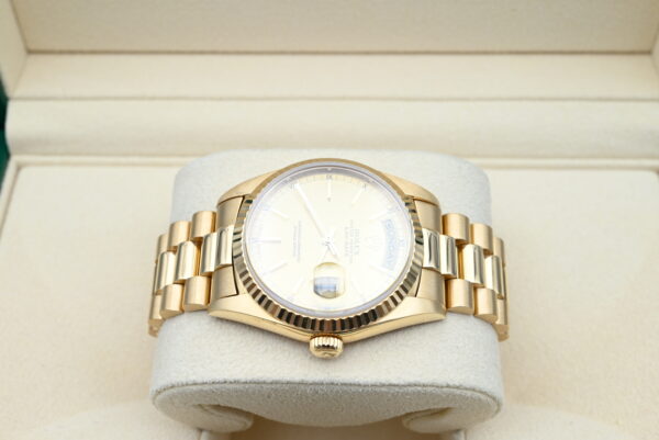 Rolex Day-Date Ref. 18238 Year 1991 (Box & Papers) - immagine 3