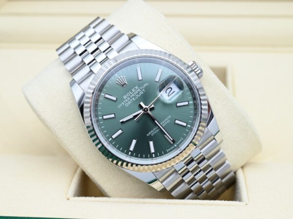 Rolex Datejust 126234 (2)-Photoroom