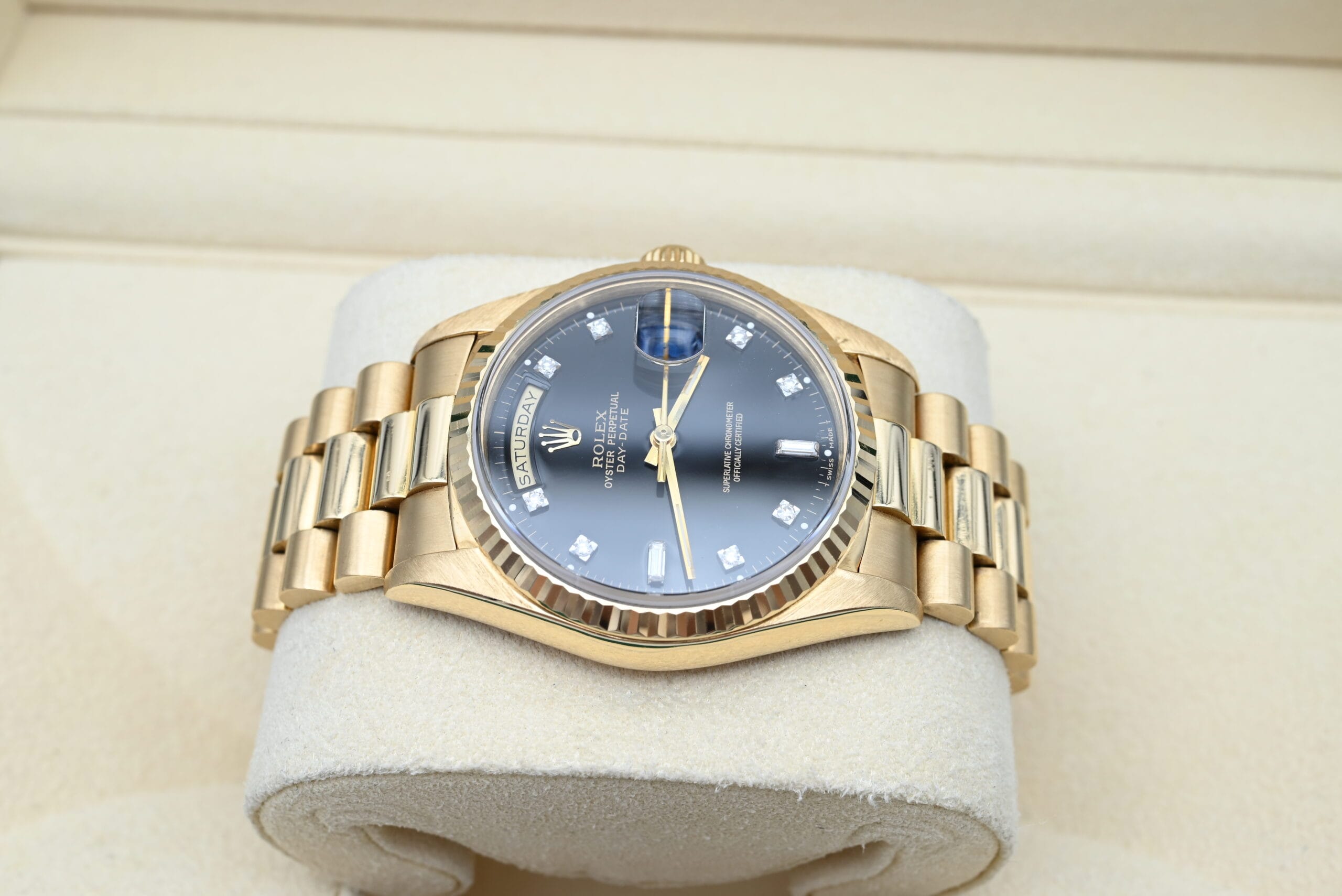 Rolex Day-Date Ref. 18238 Year 1990 (Box & Papers) - Image 3