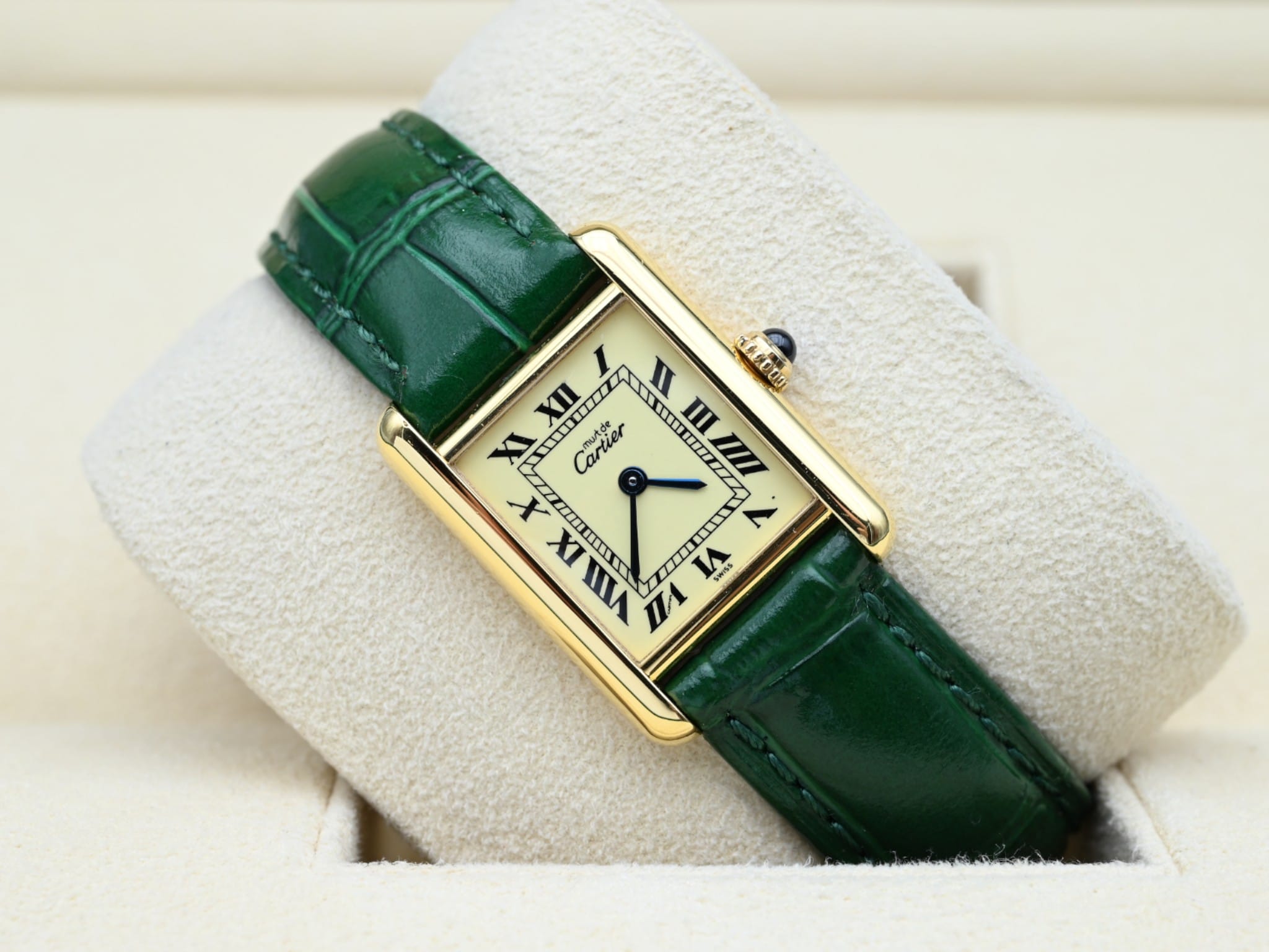 Cartier Tank 5057001 (12)-Photoroom