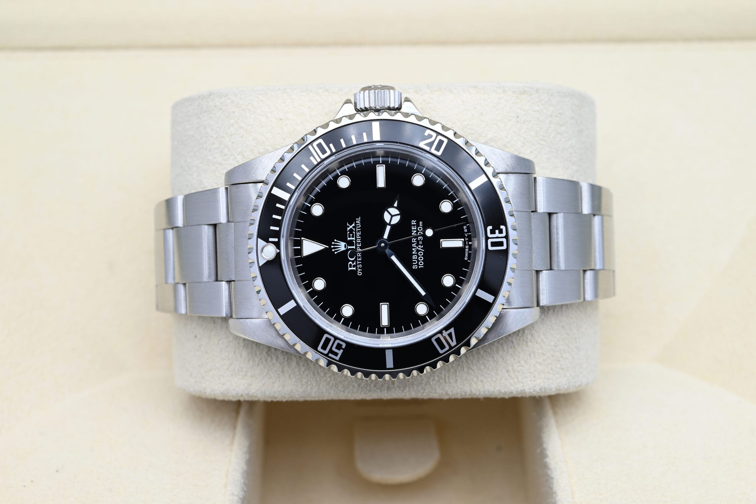Rolex Submariner Ref. 14060 Year 1996 (Box & Papers) - Image 5
