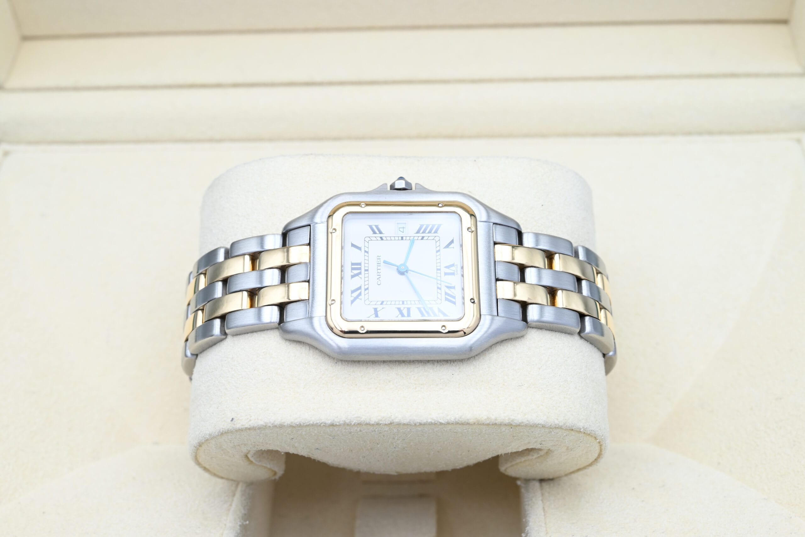 Cartier Panthere Ref. 187957 Year 1990's (Box) – Image 3