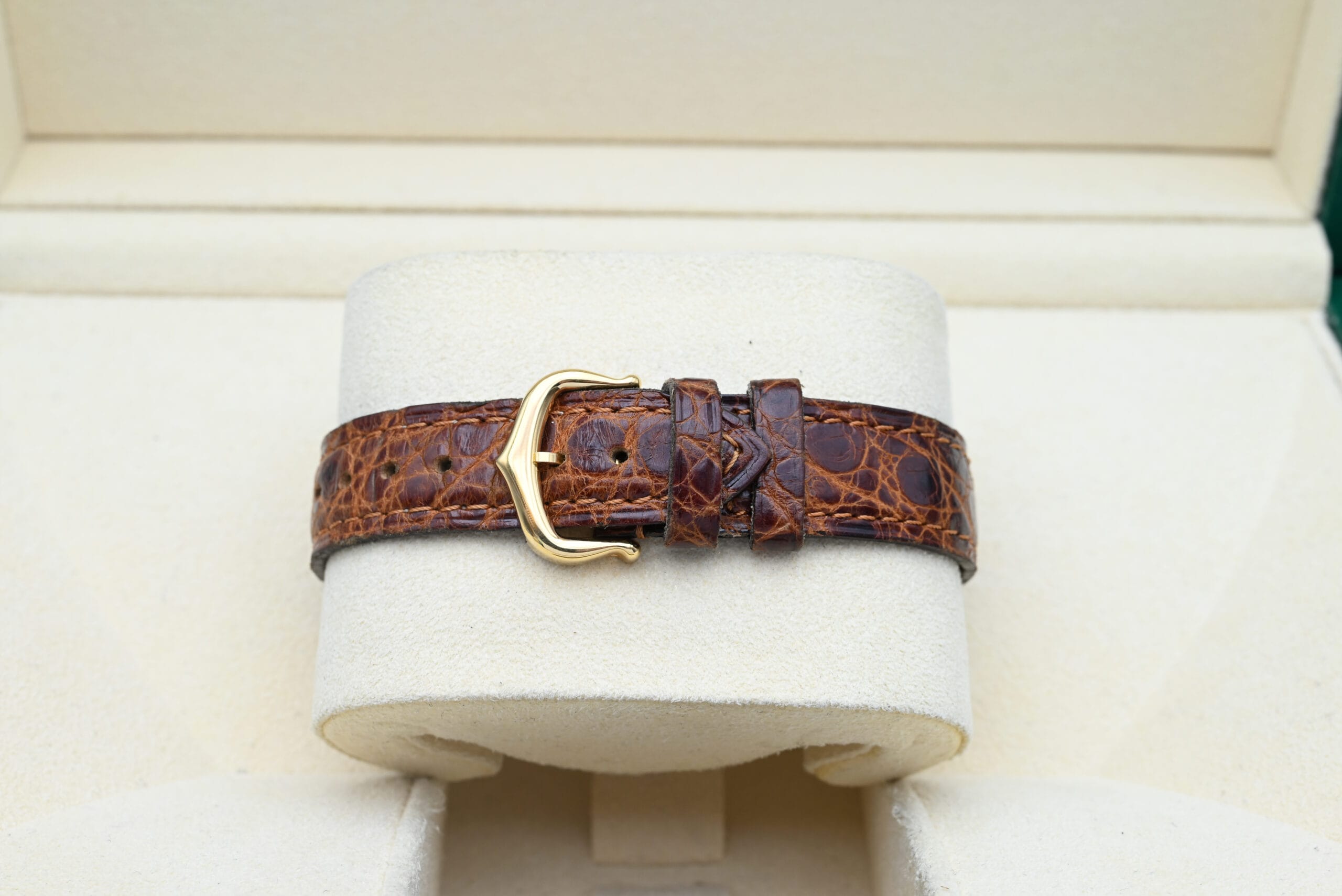 Cartier Tank Ref. 5057001 Year 1989 (Box & Papers) – Image 6