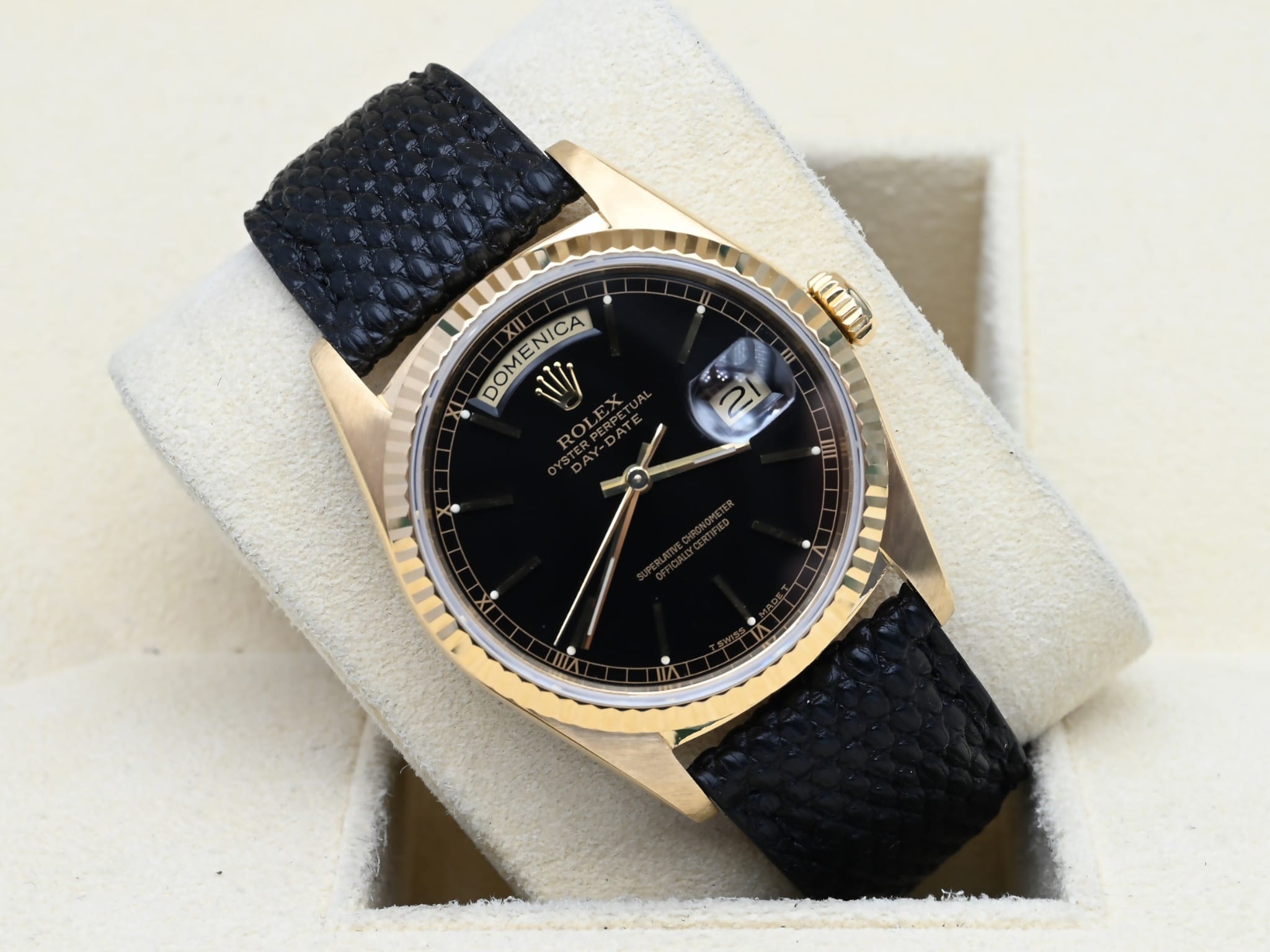 Rolex Day-Date 18238 (3)