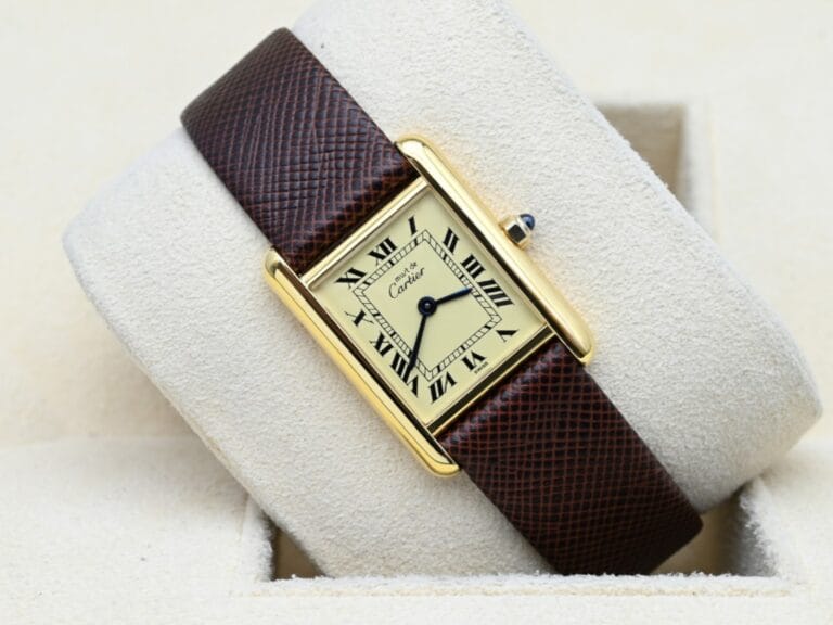 Cartier Tank 366001 (2)