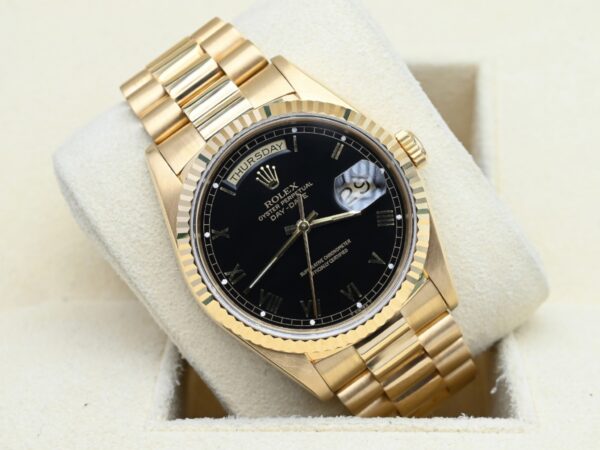 Rolex Day-Date 18238 (1)